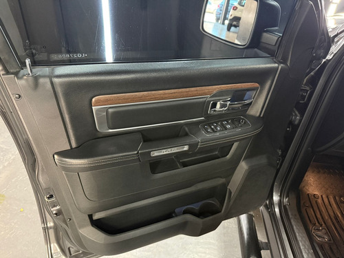 RAM 1500 5.7 DC 4X4 LARAMIE AT L13 2020