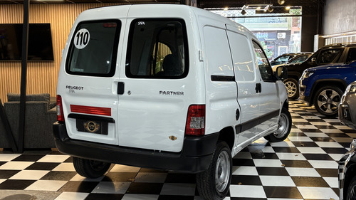 Peugeot Partner 1.6 Furgon Confort 2023