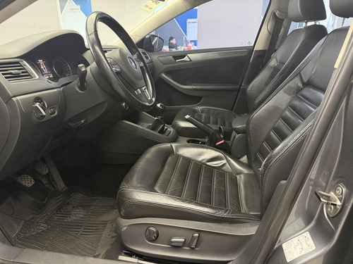 Volkswagen Vento 2.0 Sportline Tsi 200cv 2013