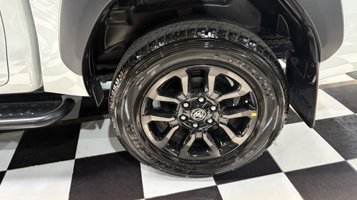 Toyota Hilux Pick-Up 2.8 Cd Conquest 204Cv 4X4 At 2023