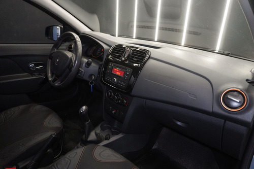 Renault Sandero Stepway 1.6 Dynamique 105cv 2015