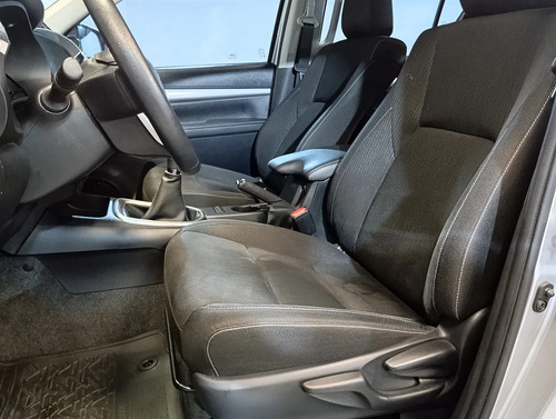 Toyota Hilux 4x4 2.8 Tdi 4x4 Cd Srv L/20 2019