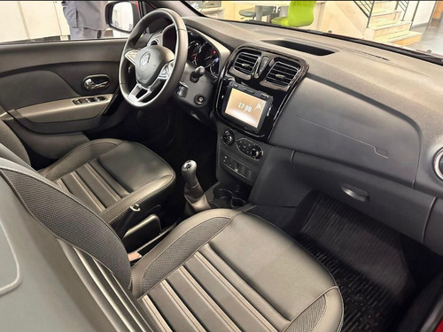 Renault Stepway 1.6 Intens 16V 2025