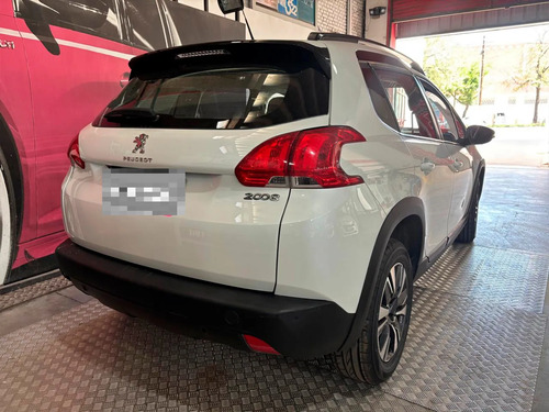 Peugeot 2008 1.6 Feline Tiptronic 2022