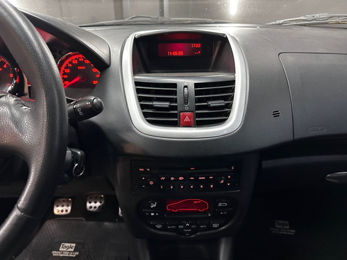 Peugeot 207 COMPACT 2.0 5 P XT HDI 2010