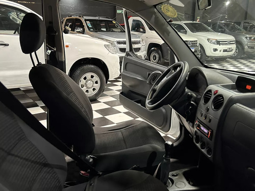 Peugeot Partner Patagónica 1.6 Hdi 2014