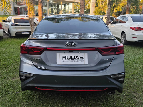 Kia Cerato 2.0 Sx At6 5 p 2021
