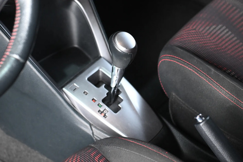 Toyota Yaris 1.5 107cv Cvt 2017