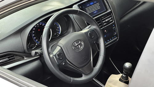 Toyota Yaris 1.5 107cv Xls 2022