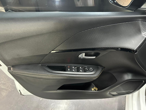 Peugeot 208 1.6 Road Trip 2024