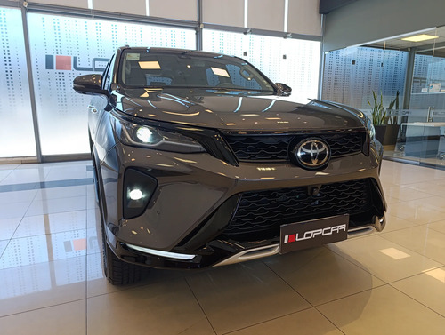 Toyota SW4 2.8 Srx 204Cv 4X4 7As At 2024