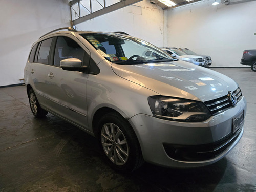 Volkswagen Suran 1.6 Imotion Highline 2013