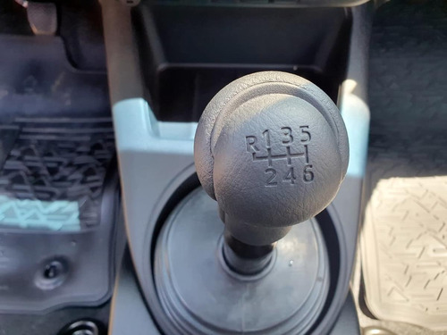 Toyota Hilux 2.8 Cd Srv 177cv 4x2 At 2025