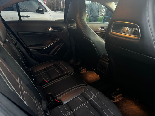 Mercedes-Benz Clase A 1.6 A 200 At Urban B.efficiency 156cv 2013