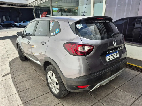 Renault Captur 2.0 Zen 2022