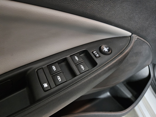 Chevrolet Onix plus 1.0 Turbo Premier I Mt 2020