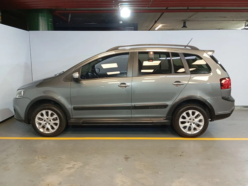 Volkswagen Suran 1.6 Highline L/15 2015