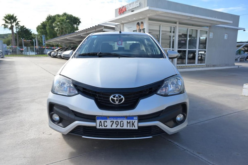 Toyota Etios 1.5 4p X 6mt L18 2018