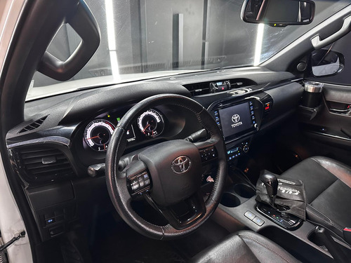 Toyota Hilux 2.8 TDI 4X2 DC SRX AT6 L16 2019