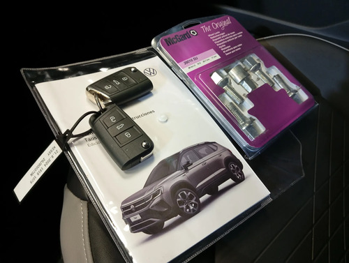 Volkswagen Taos 1.4 250 Tsi Comfortline At L/24 2025