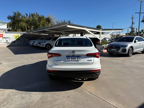 Fiat Cronos 1.8 Precision 2021