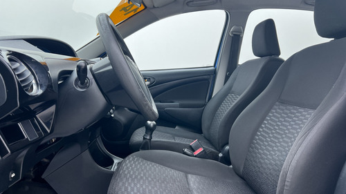Toyota Etios 1.5 Xs 5 p 2014