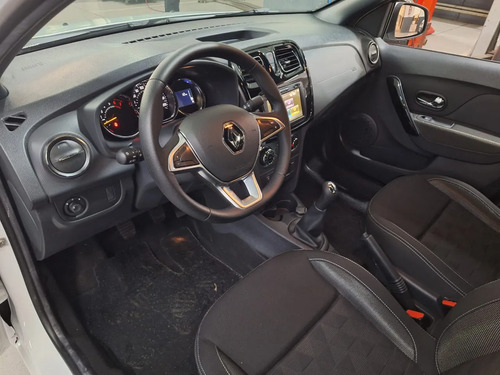 Renault Logan 1.6 16v Intense 2026