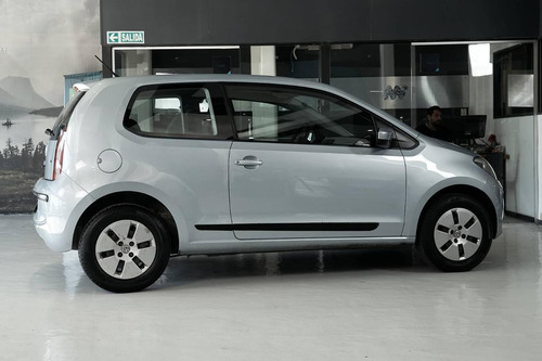 Volkswagen Up! 1.0 Move Up! 75cv 2014