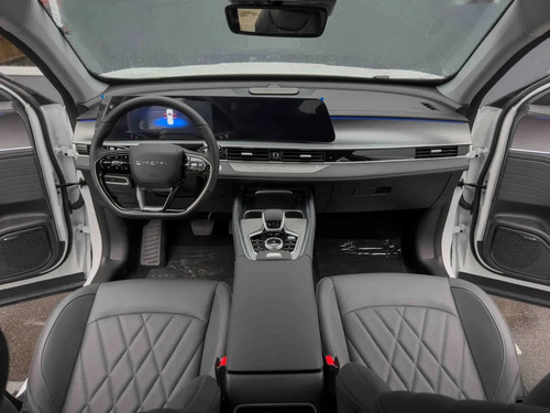 Chery Tiggo 8 Pro 1.6T Luxury 7Dct 2026