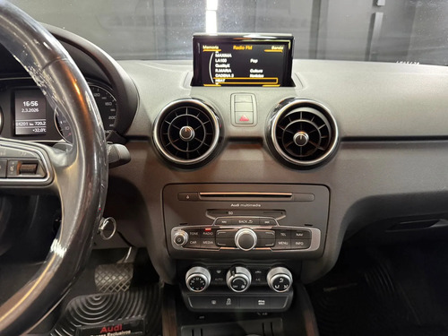 Audi A1 1.4 T AMBITION S-TRONIC L11 2017