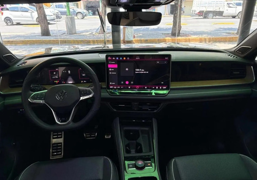 Volkswagen Tiguan VOLKSWAGEN TIGUAN R-LINE 250TSI DSG FC 2025