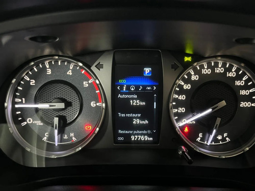 Toyota Hilux 2.8 TDI 4X4 SRX AT6 2022