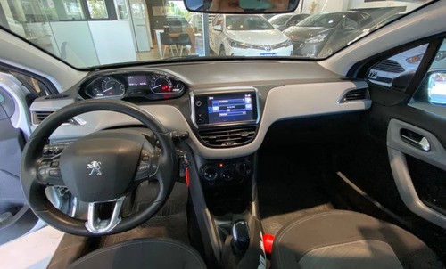Peugeot 208 1.6 5p Allure Touch 2014
