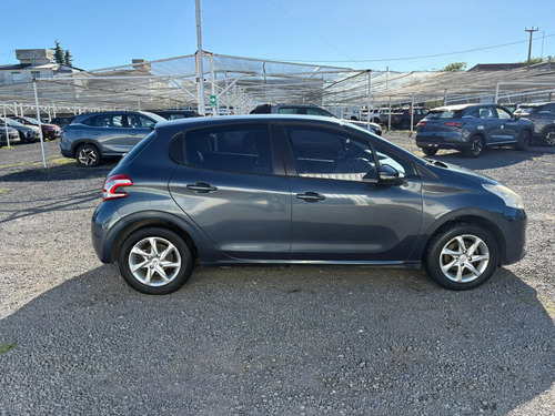 Peugeot 208 ACTIVE 1.5 2013