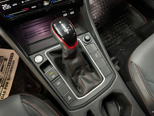 Volkswagen Vento 2.0 350TSI GLI DSG L26 2025