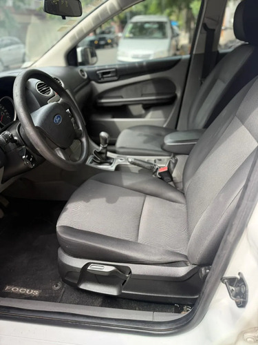 Ford Focus 2 1.6 Trend Sigma 2012