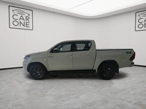 Toyota Hilux 2.8 TDI 4X4 SRV AT6 2023