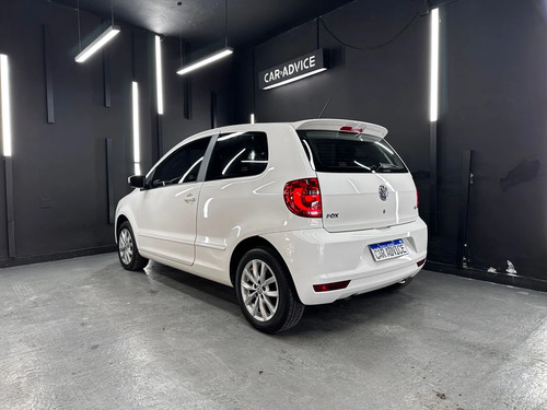 Volkswagen Fox 1.6 HIGHLINE 3P L10 2014