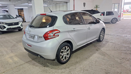 Peugeot 208 Allure 1.6 N 2014