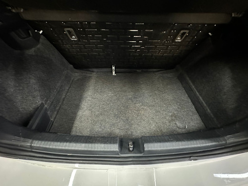 Volkswagen Polo 1.6 MSI TRENDLINE 5P L18 2021