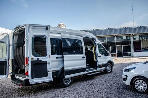 Ford Transit 2.0 Minibus 17+1 460E 2025