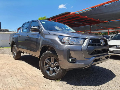 Toyota Hilux Pick-Up 2.4 Cd Sr 150Cv 4X2 At 2026
