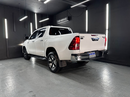 Toyota Hilux 2.8 TDI 4X2 DC SRX AT6 L16 2019