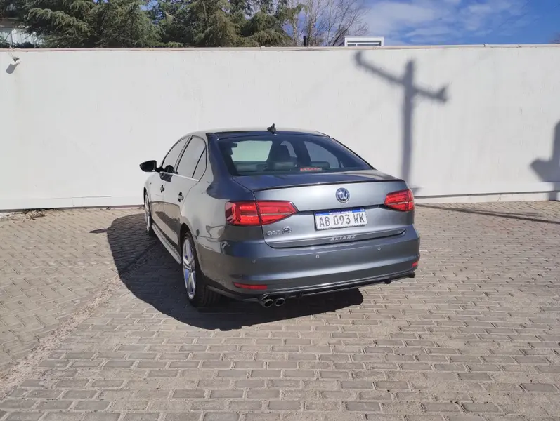 Volkswagen Vento 2.0 T Si Gli L17 2017