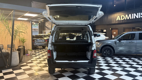 Peugeot Partner Patagónica 1.6 Hdi Vtc Plus 2015