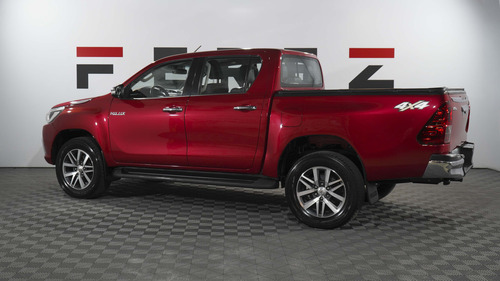 Toyota Hilux Pick-Up 2.8 Cd Srx 177cv 4x4 At 2017