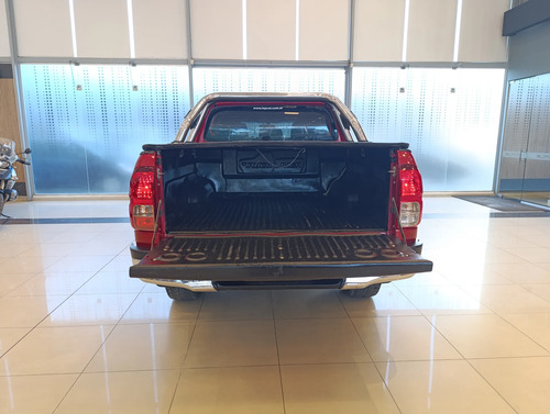 Toyota Hilux Pick-Up 2.8 Cd Srv 177cv 4x2 2017