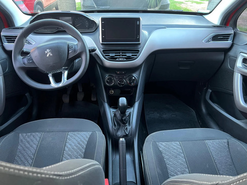 Peugeot 208 1.6 Allure 2018