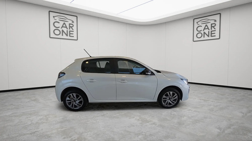 Peugeot 208 1.6 ALLURE L25 2024
