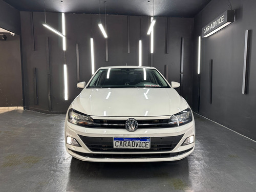 Volkswagen Polo 1.6 HIGHLINE TIPTRONIC 5P 2021